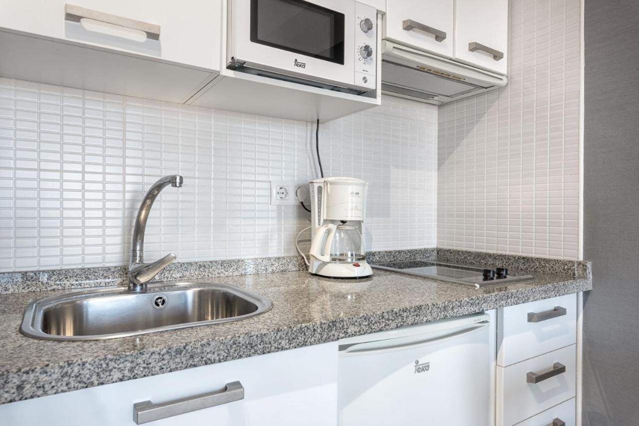 Susana Beach Apartment In Malaga By Solaga Holiday Homes Экстерьер фото